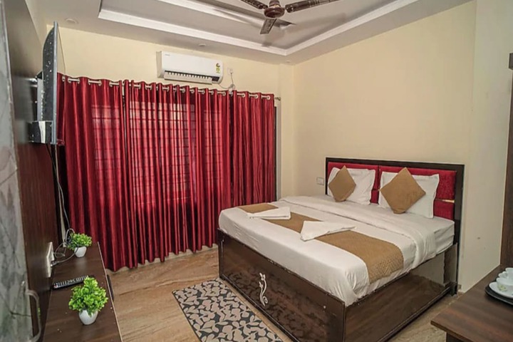 Room 28 of 51