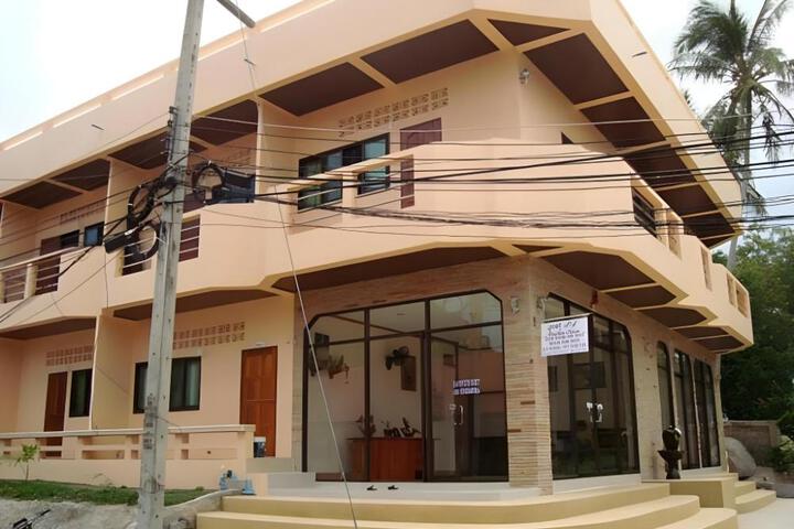 Orachon House