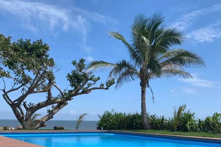 Pool 23 of 48