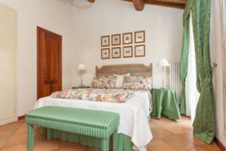 Room 14 of 29