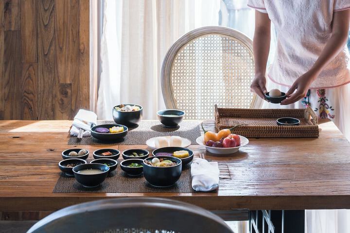 Breakfast/Coffee Service 99 of 153
