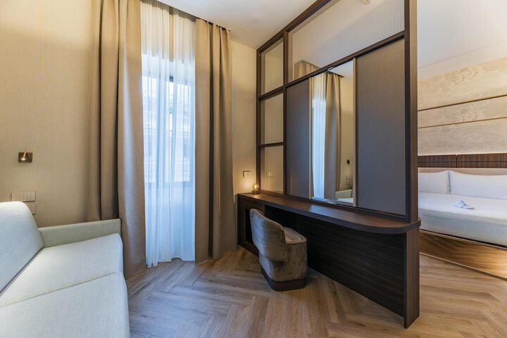 Room 35 of 110