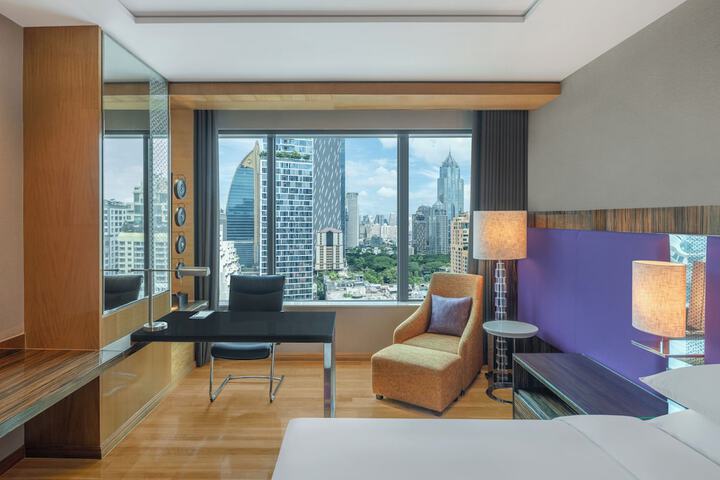 Room 36 of 122