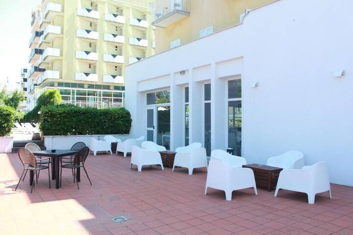 Terrace/Patio 33 of 36