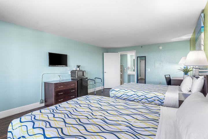 Room 29 of 120
