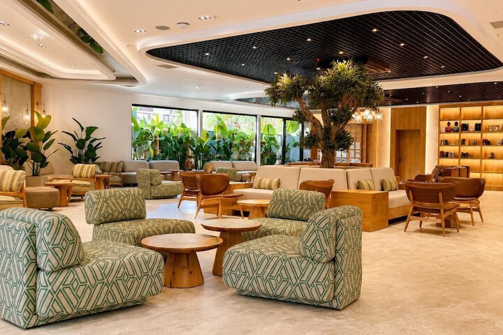 Lobby Entry