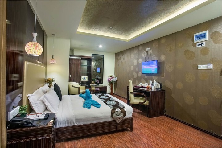 Room 14 of 51