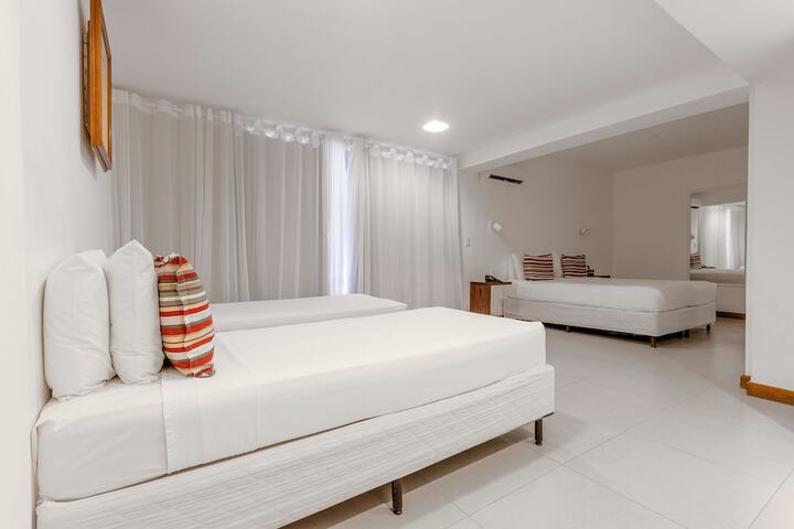 Room 12 of 75