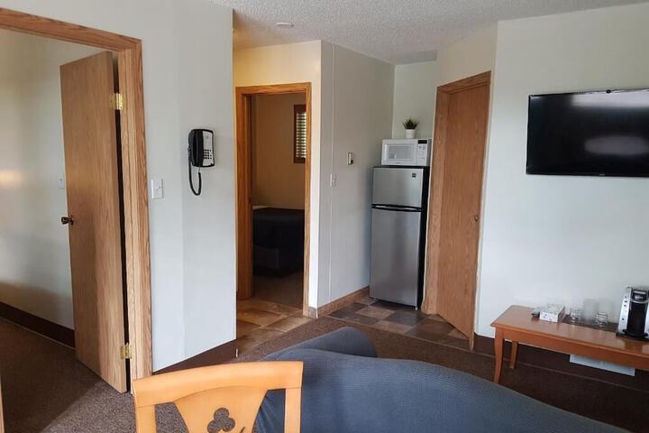 Room 10 of 18