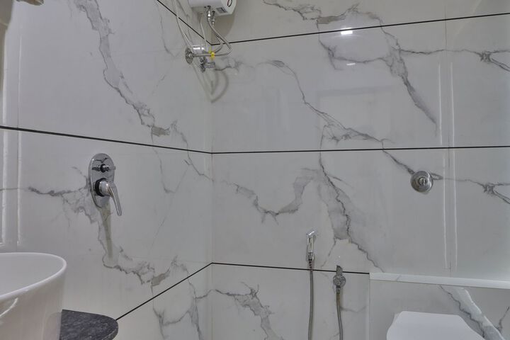 Room 10 of 47
