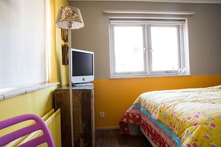 Room 12 of 42