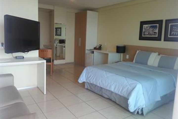 Room 11 of 35