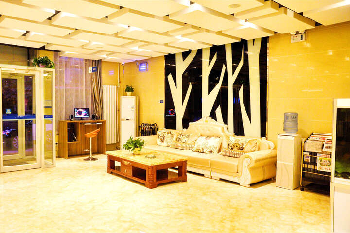 Hotel Interior 10 of 19