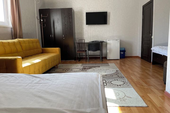 Room 11 of 31
