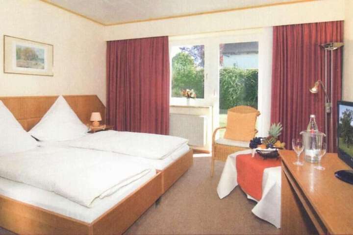 Room 6 of 23