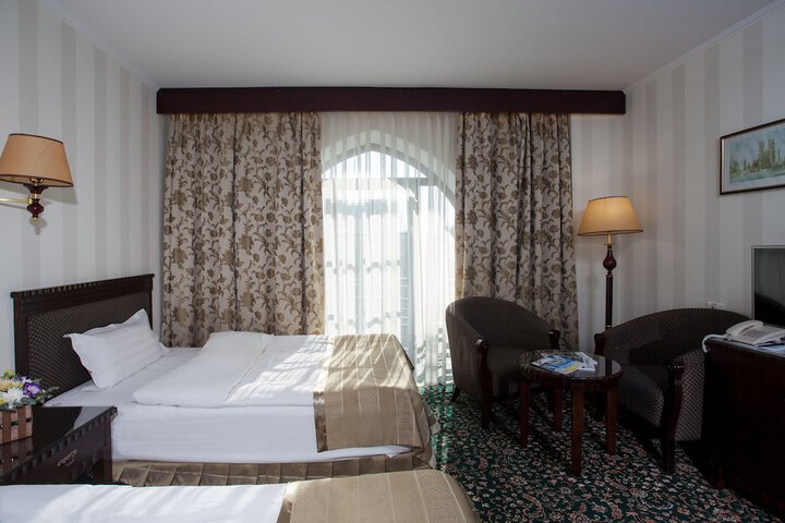 Room 16 of 70