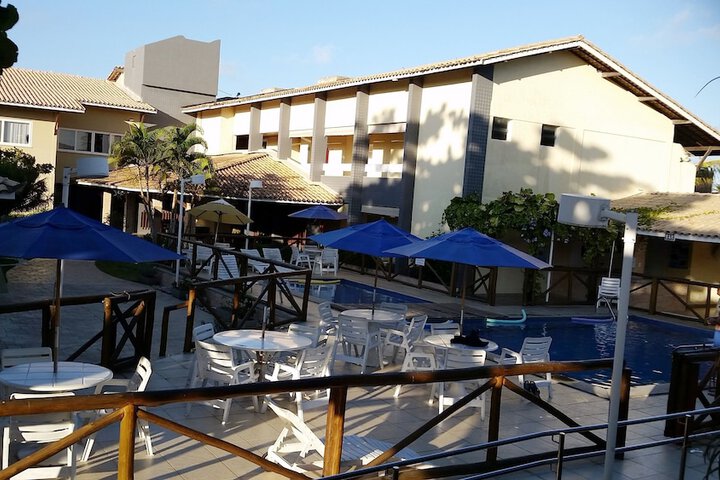Pool 44 of 87