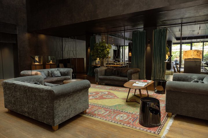 Lobby Entry