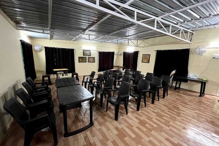 Room 5 of 19