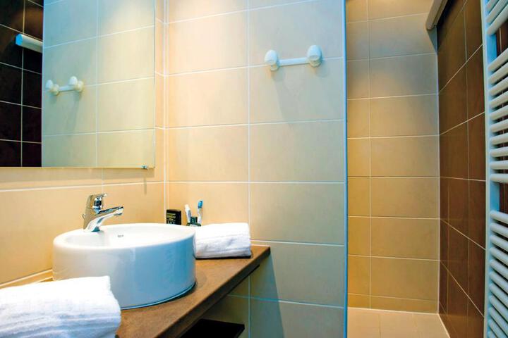 General 5 of 39