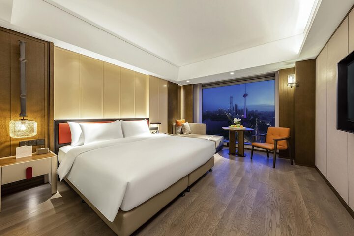 Room 29 of 61