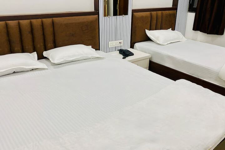 Room 11 of 61