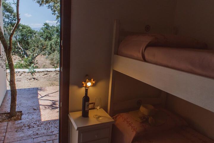 Room 10 of 46