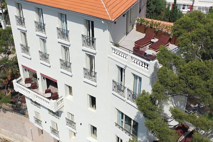 Hotel 129 of 135