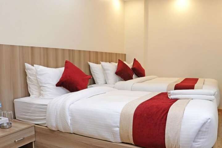 Room 7 of 27