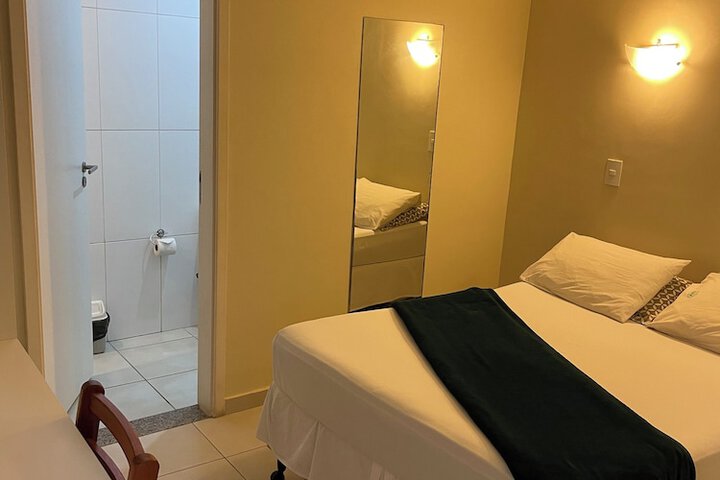 Room 18 of 60