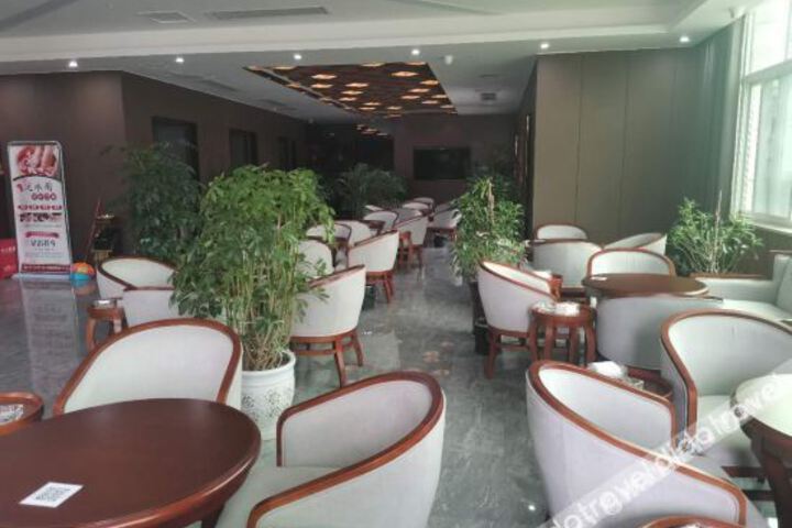 Hotel Interior 16 of 18