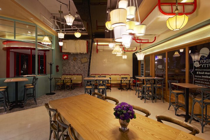 Dining 79 of 160