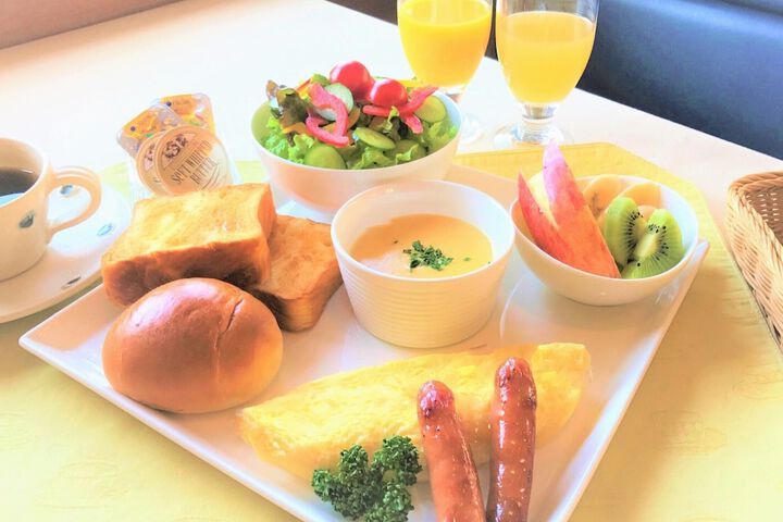 Breakfast/Coffee Service 33 of 38