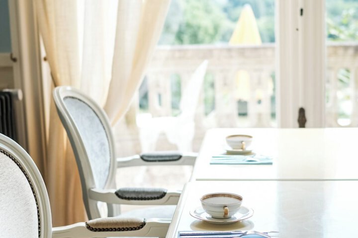Breakfast/Coffee Service 60 of 92
