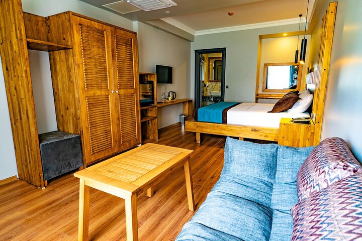 Room 19 of 89