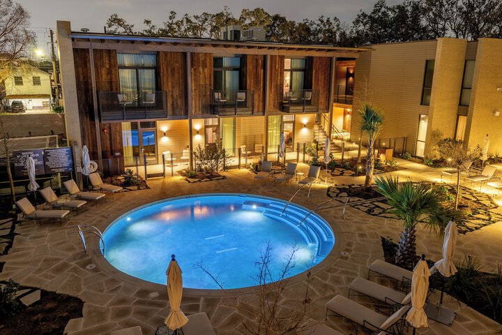 Pool 55 of 62