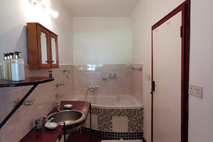 Room 44 of 59