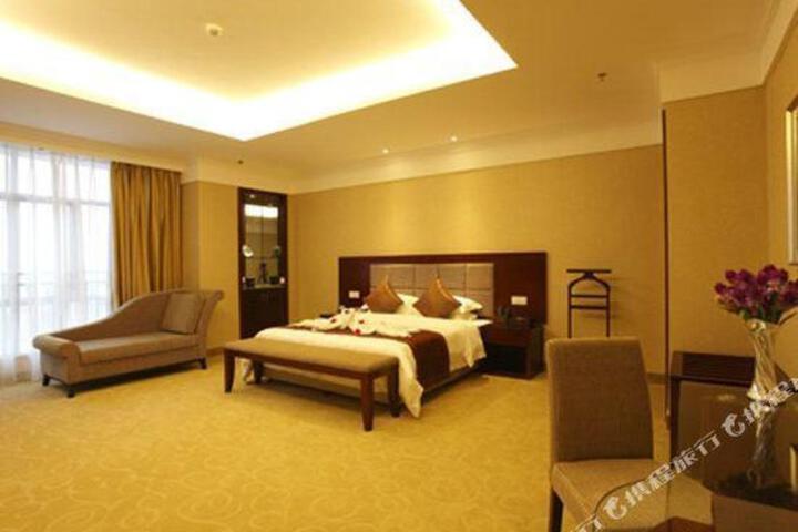 Uchoice Hotel