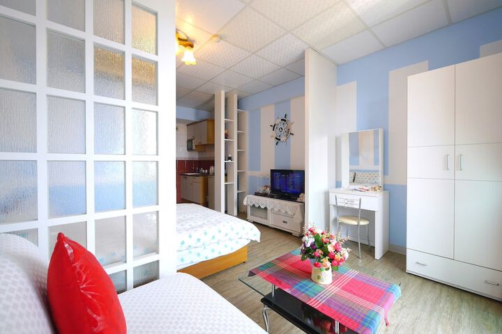 Room 14 of 51