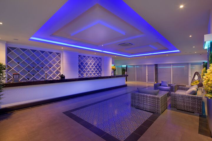 Hotel Interior 75 of 187