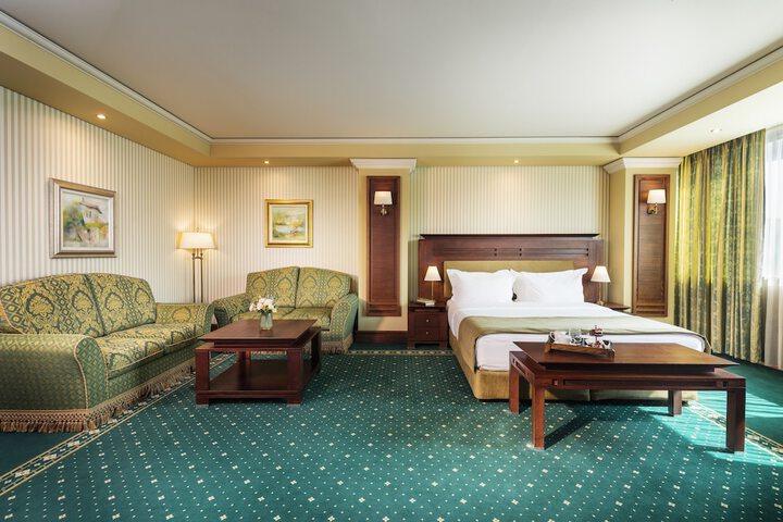 Room 14 of 71