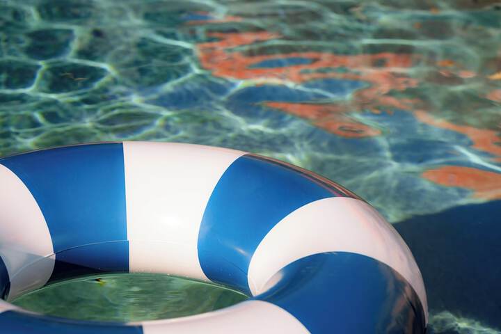 Pool 47 of 85