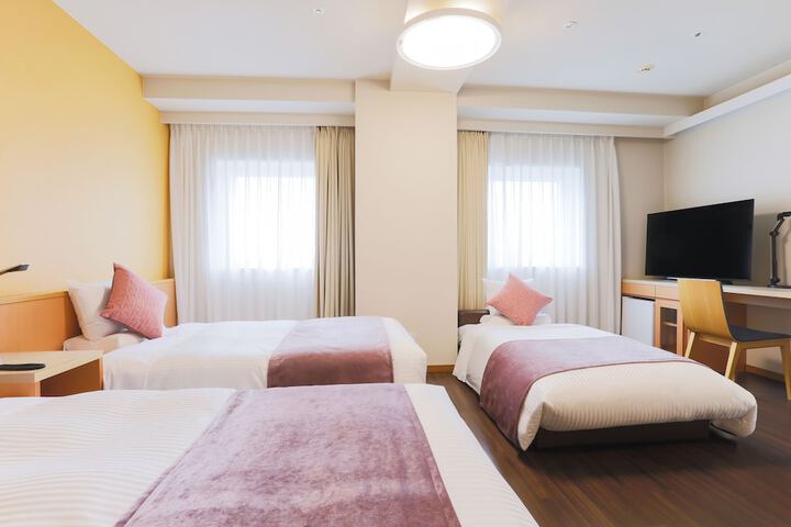 Room 19 of 83