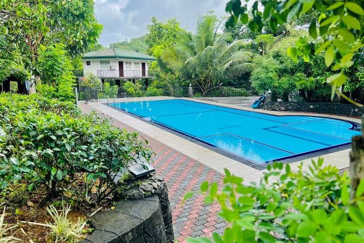 Pool 23 of 41