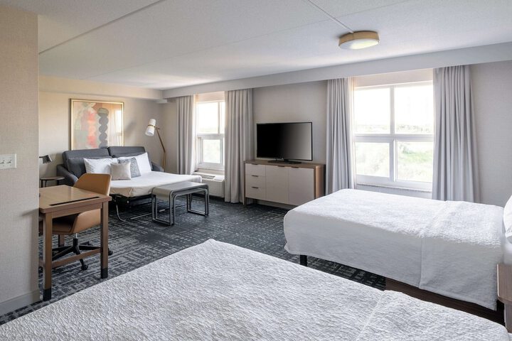 Room 12 of 46