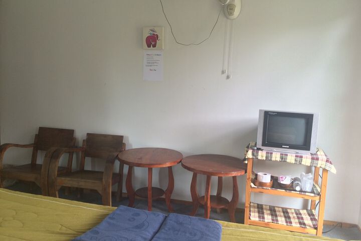 Room 15 of 27