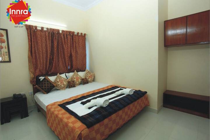 Room 4 of 24