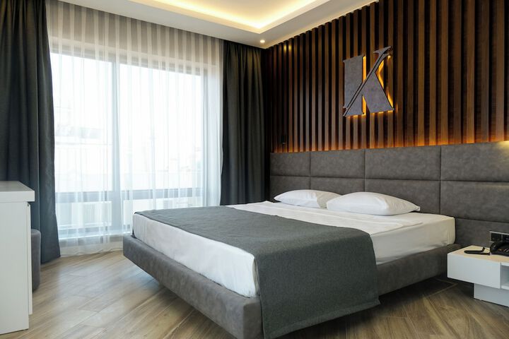 Room 15 of 92