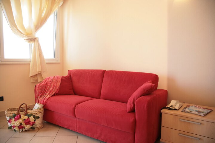 Room 18 of 48