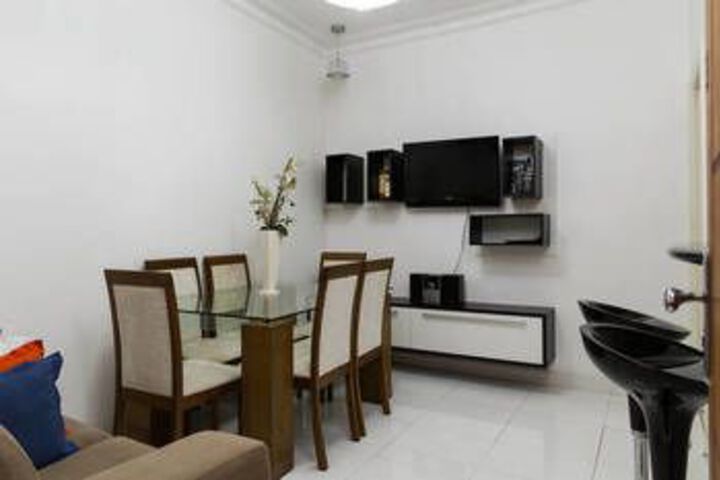 Room 12 of 17